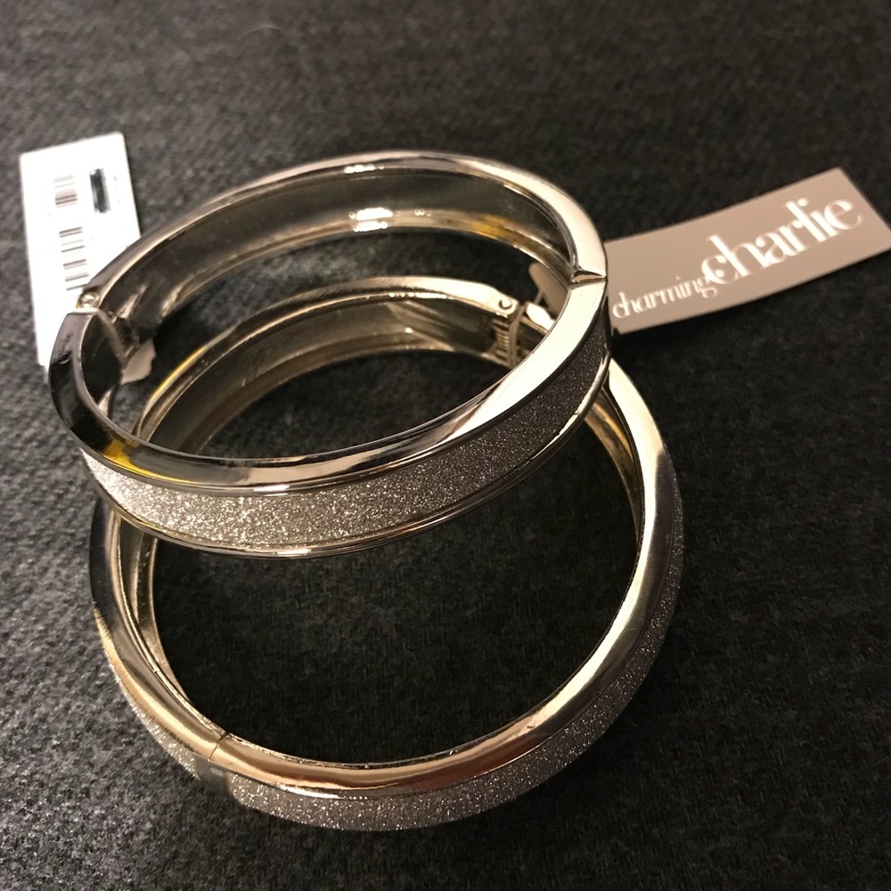 🌟NWT🌟 Charming Charlie Bangle